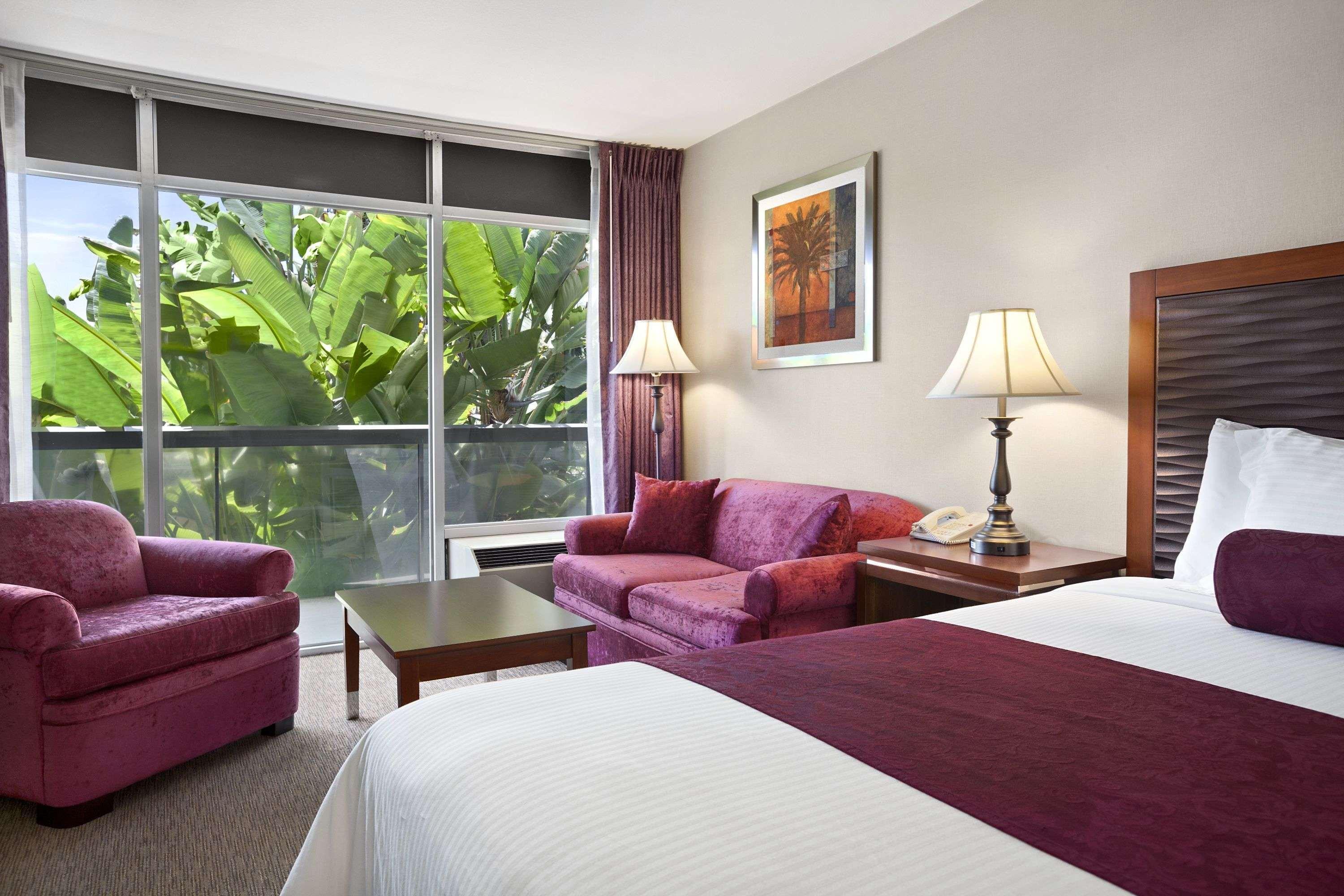 Ramada By Wyndham Sunnyvale/Silicon Valley Exterior photo